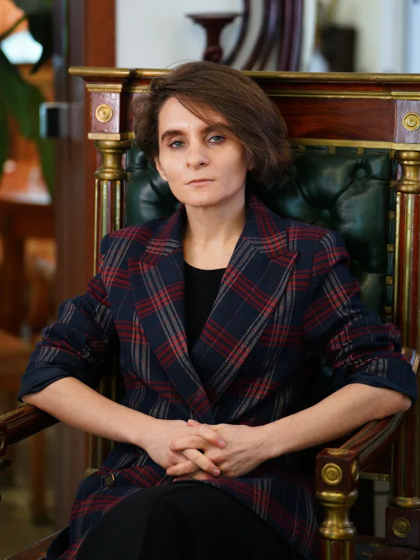 Лилия Kолeдинa
